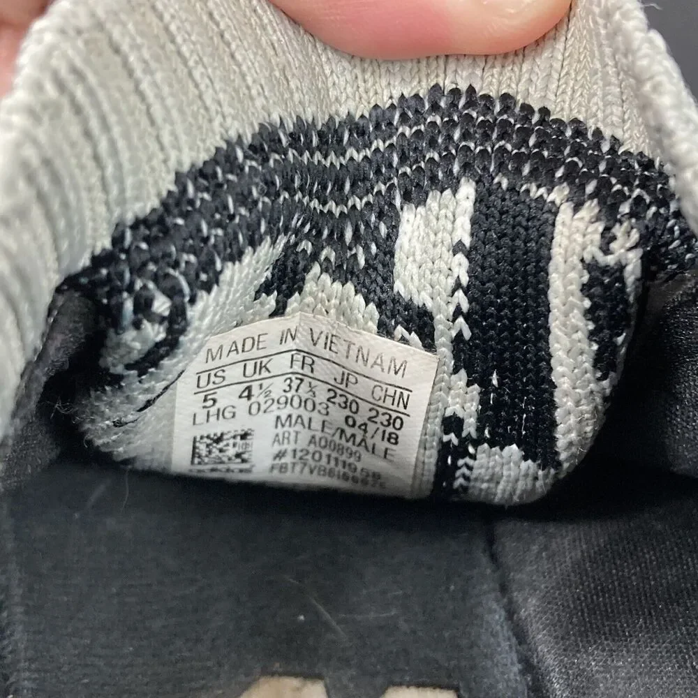 Adidas NMD R1 Primeknit -Men's Sz 5 -Black/White/Gray Sesame 2018 Shoes - AQ0899